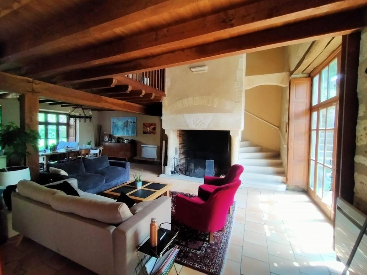 Grande Villa Au Coeur De La Dordogne Paussac-et-Saint-Vivien Exterior photo